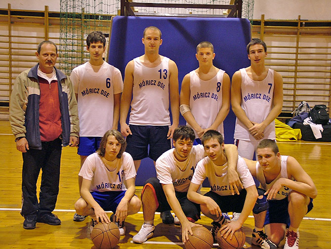 Kis�jsz�ll�s M�ricz